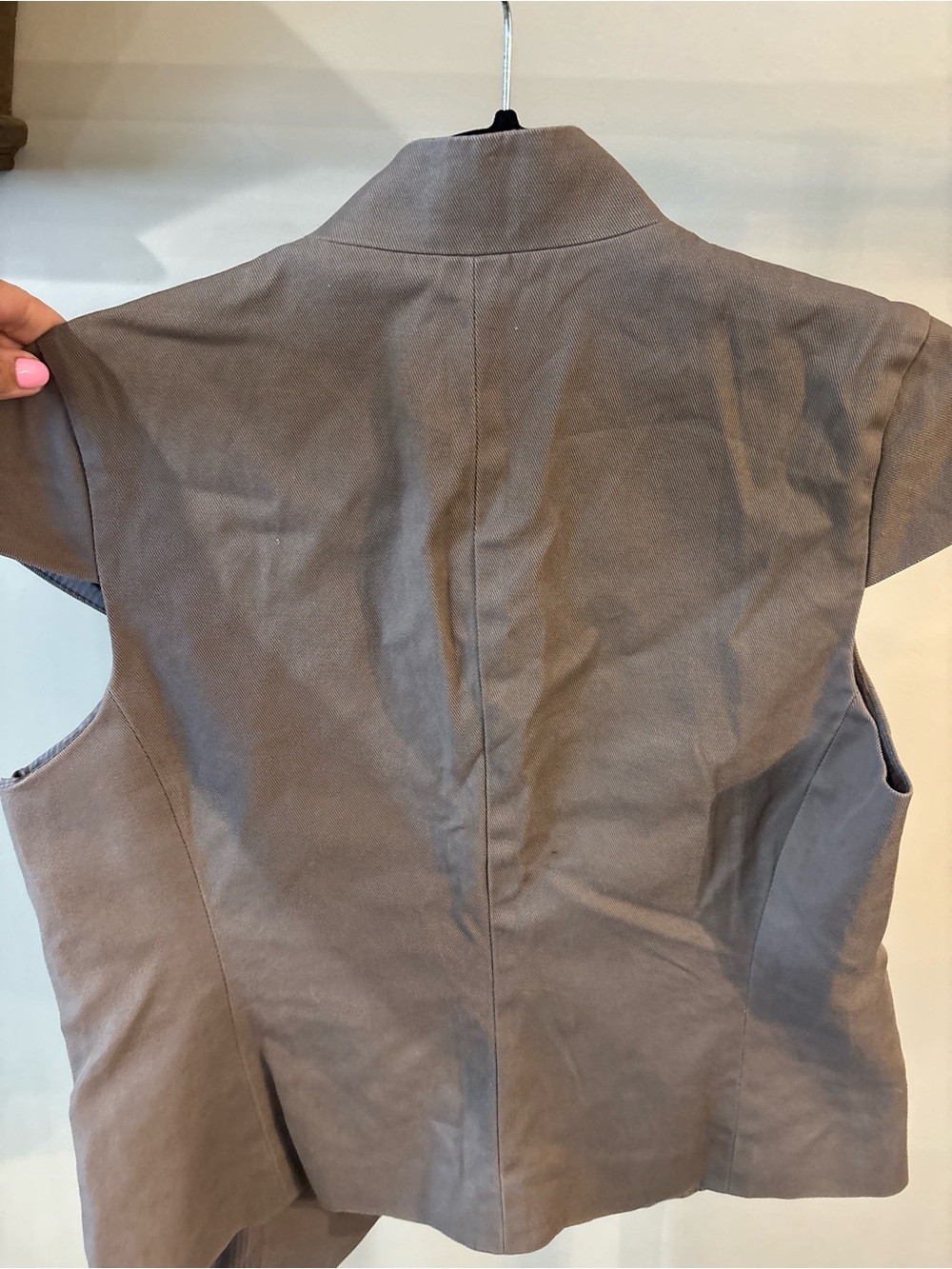 Club Monaco Taupe Blazer Vest women’s size 8 - Picture 5 of 9